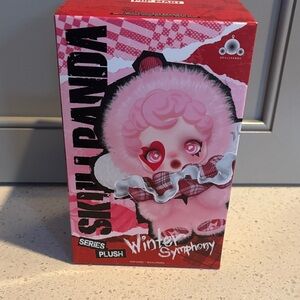 Popmart NEW Skull Panda Winter Symphony Series plush UnOpened!
